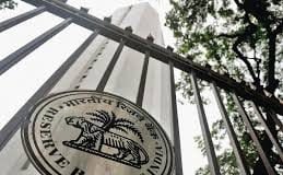 RBI restricts access to credit data of consumers